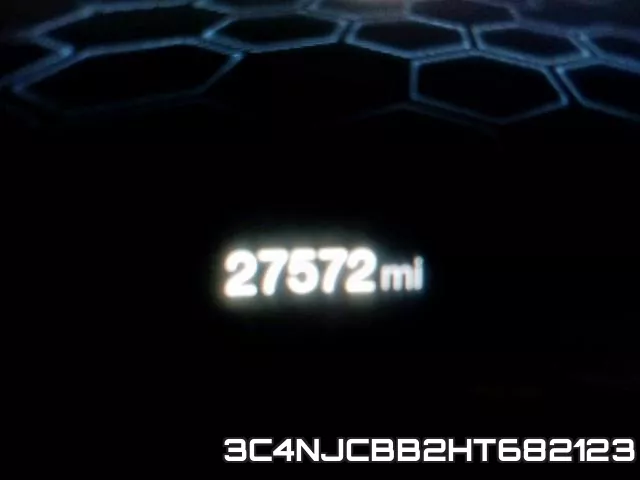 3C4NJCBB2HT682123_8.webp