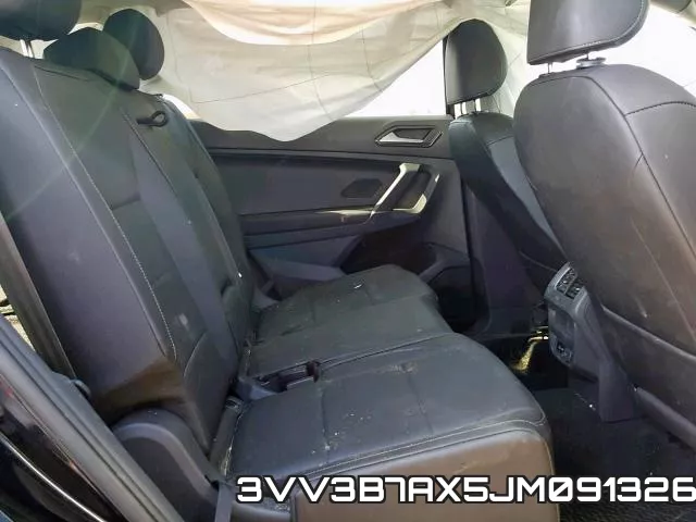 3VV3B7AX5JM091326_6.webp