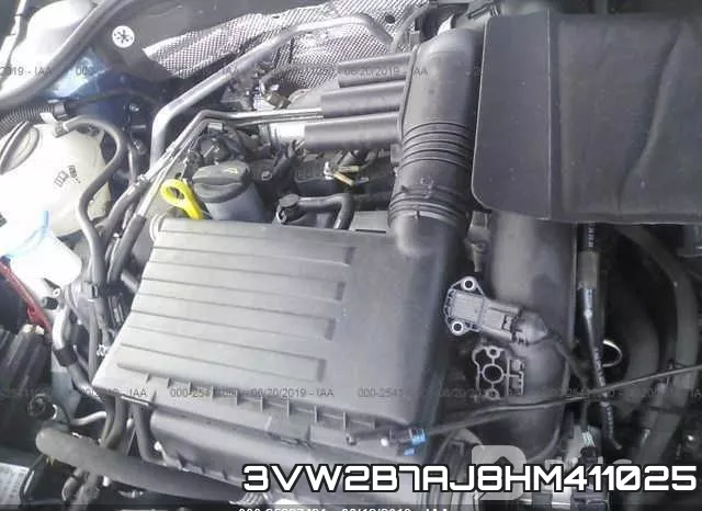 3VW2B7AJ8HM411025_10.webp