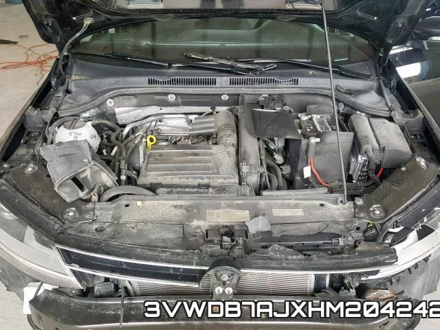 3VWDB7AJXHM204242_7.webp