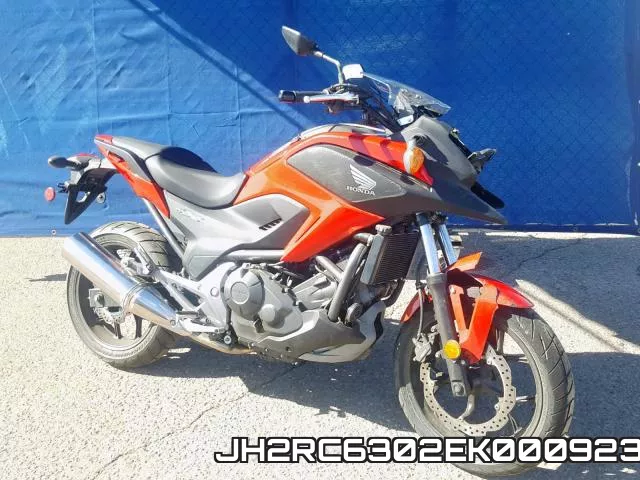 JH2RC6302EK000923