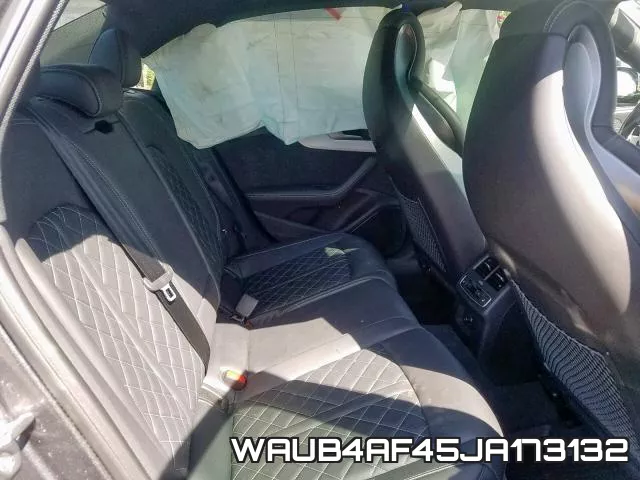 WAUB4AF45JA173132_6.webp