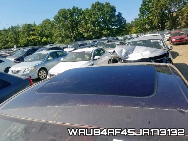WAUB4AF45JA173132_9.webp