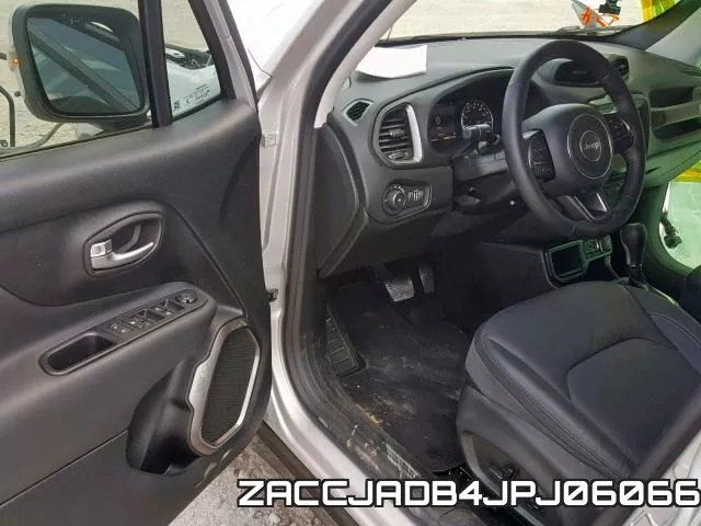 ZACCJADB4JPJ06066_9.webp