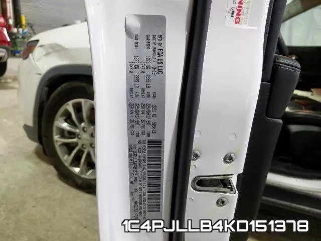 1C4PJLLB4KD151378_10.webp