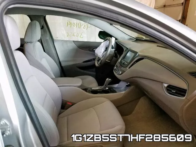 1G1ZB5ST7HF285609
