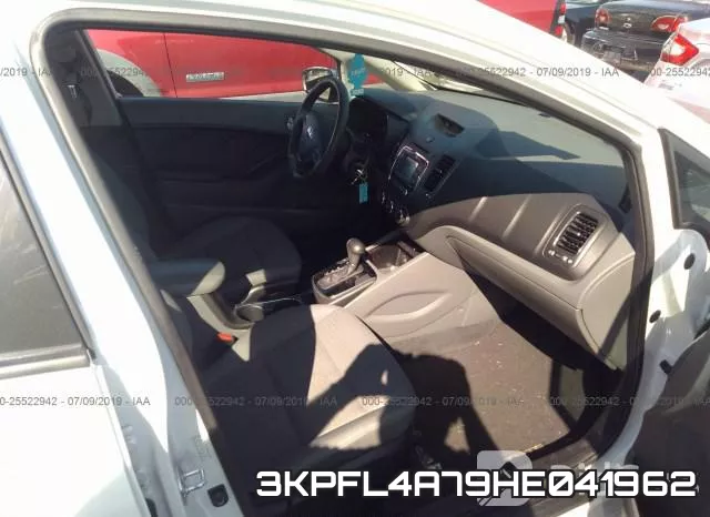 3KPFL4A79HE041962_5.webp
