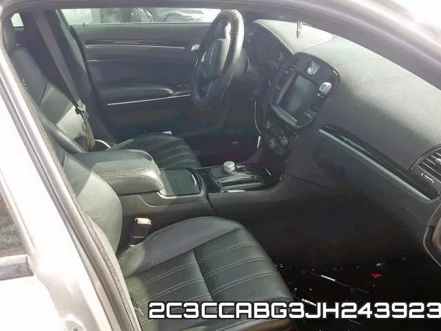 2C3CCABG3JH243923_5.webp