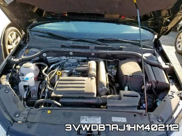 3VWDB7AJ1HM402112_7.webp