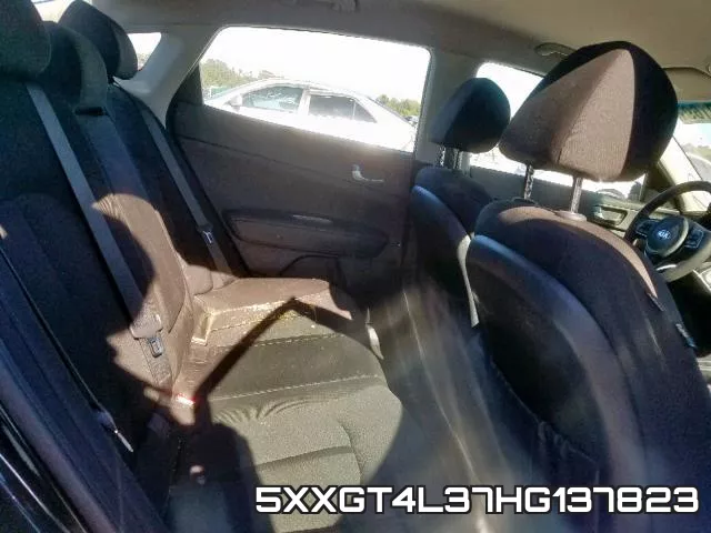 5XXGT4L37HG137823_6.webp