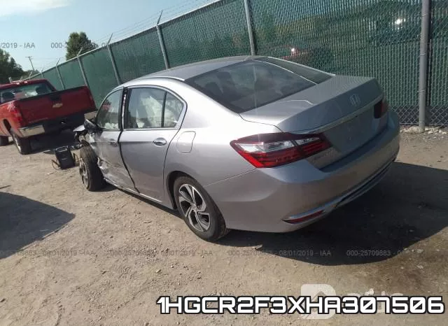 1HGCR2F3XHA307506_3.webp