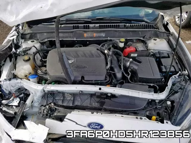 3FA6P0HD5HR123856_7.webp