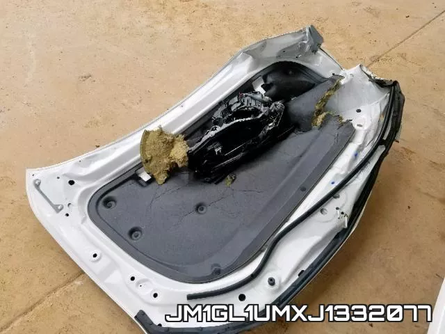 JM1GL1UMXJ1332077_9.webp