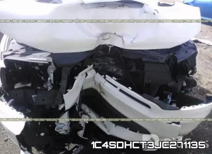1C4SDHCT3JC271135_10.webp
