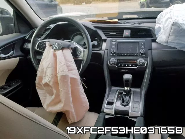 19XFC2F53HE037658_9.webp