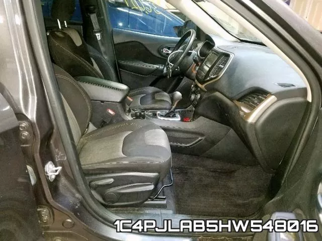 1C4PJLAB5HW548016_5.webp