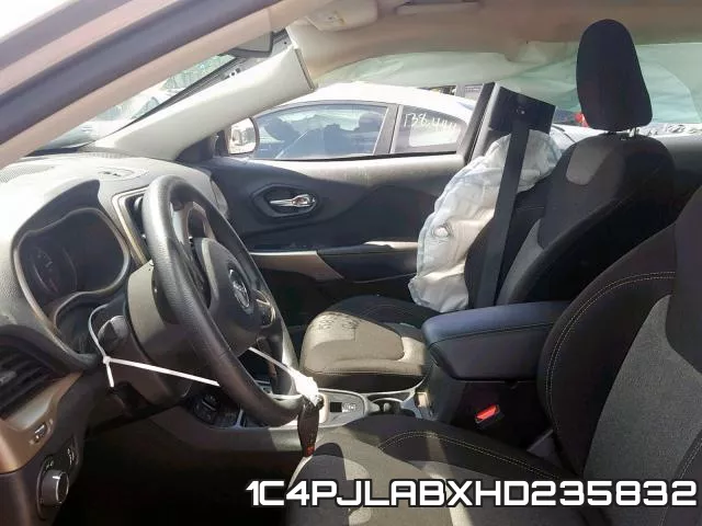 1C4PJLABXHD235832_5.webp