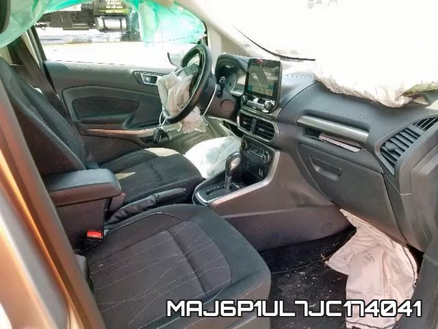 MAJ6P1UL7JC174041_5.webp