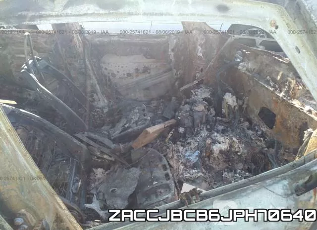 ZACCJBCB6JPH70640_5.webp