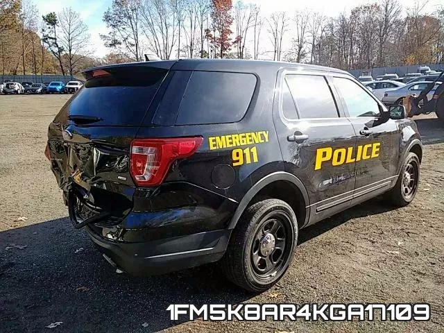 1FM5K8AR4KGA17109_4.webp