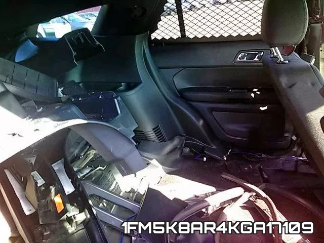 1FM5K8AR4KGA17109_6.webp