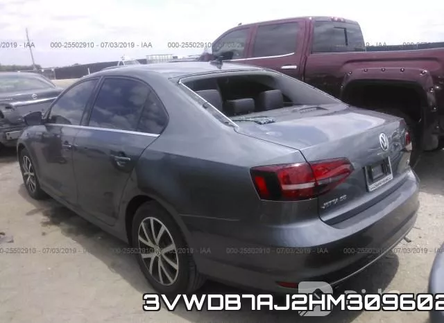 3VWDB7AJ2HM309602_3.webp