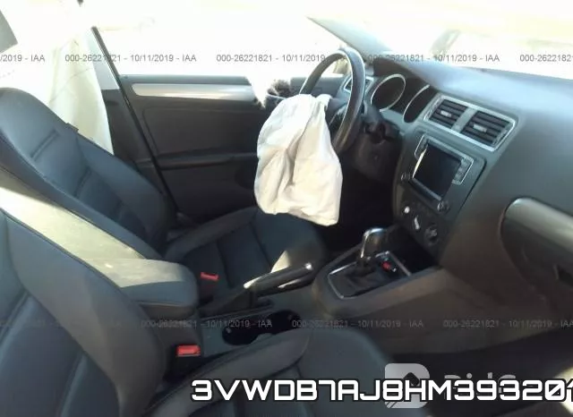 3VWDB7AJ8HM393201_5.webp
