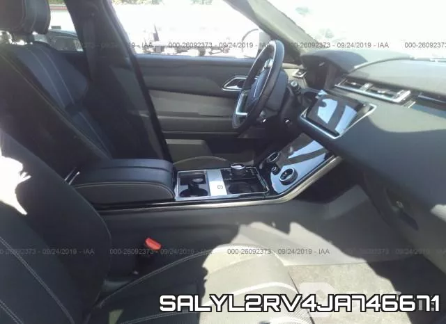 SALYL2RV4JA746671_5.webp