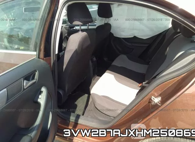 3VW2B7AJXHM250869