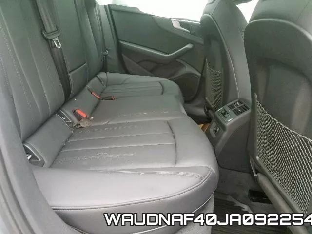 WAUDNAF40JA092254_6.webp