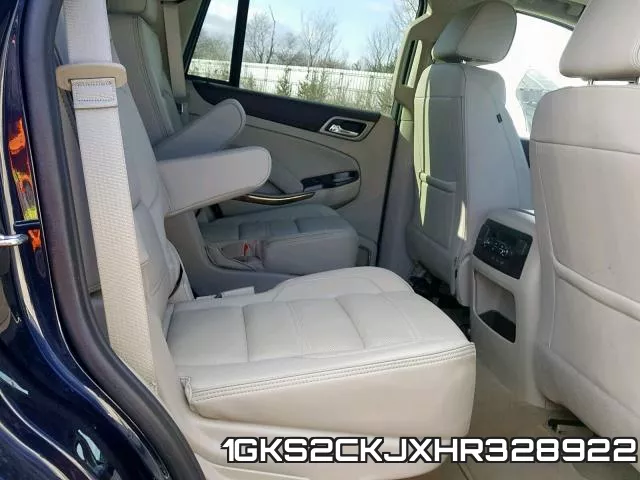 1GKS2CKJXHR328922_6.webp