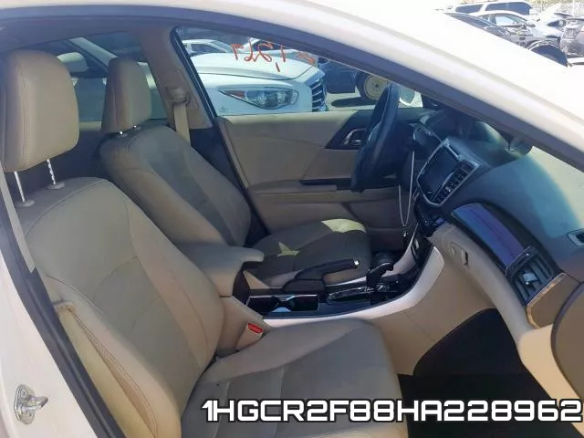 1HGCR2F88HA228962_5.webp