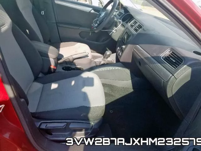 3VW2B7AJXHM232579_5.webp