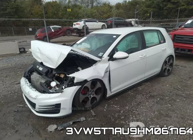 3VW5T7AU9HM061764_2.webp
