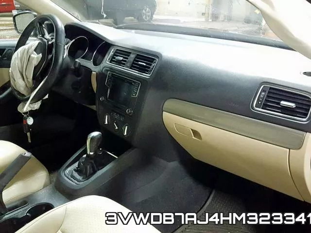 3VWDB7AJ4HM323341_9.webp