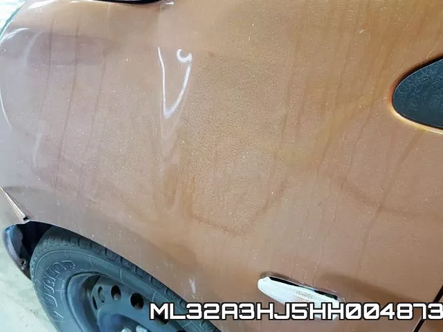 ML32A3HJ5HH004873_9.webp