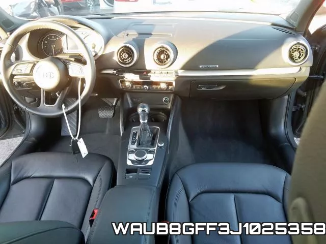 WAUB8GFF3J1025358_9.webp