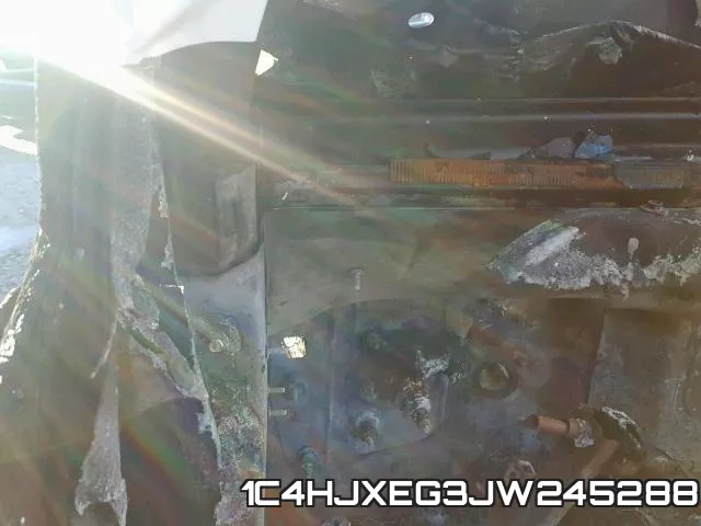 1C4HJXEG3JW245288_8.webp