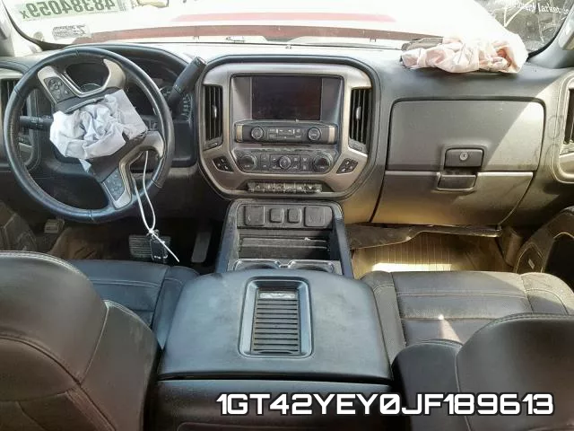 1GT42YEY0JF189613_9.webp