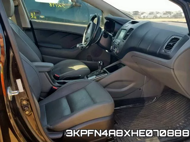 3KPFN4A8XHE070888_5.webp
