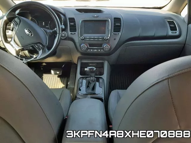 3KPFN4A8XHE070888_9.webp
