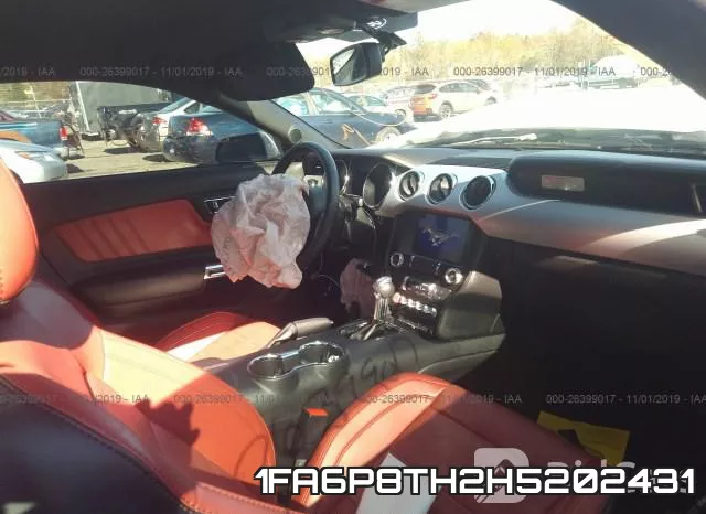 1FA6P8TH2H5202431_5.webp