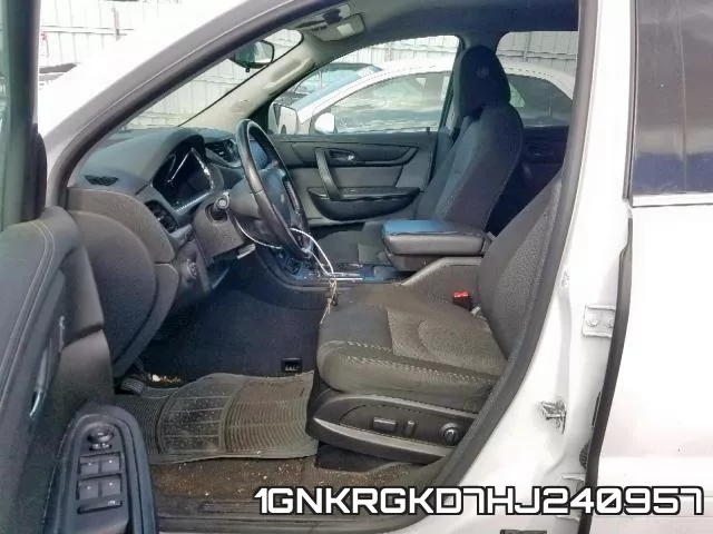 1GNKRGKD7HJ240957_5.webp