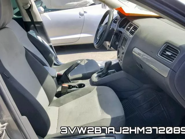 3VW2B7AJ2HM372089_5.webp