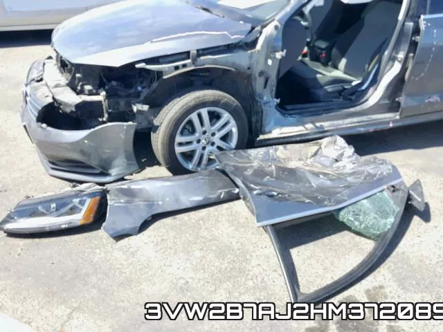3VW2B7AJ2HM372089_9.webp