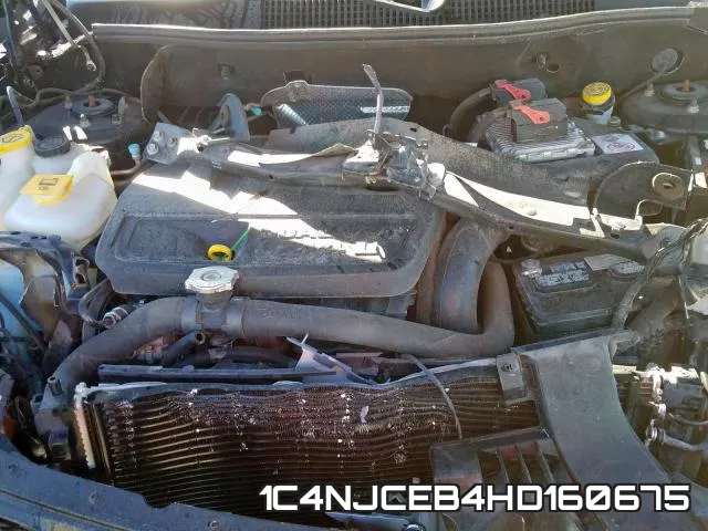 1C4NJCEB4HD160675_7.webp
