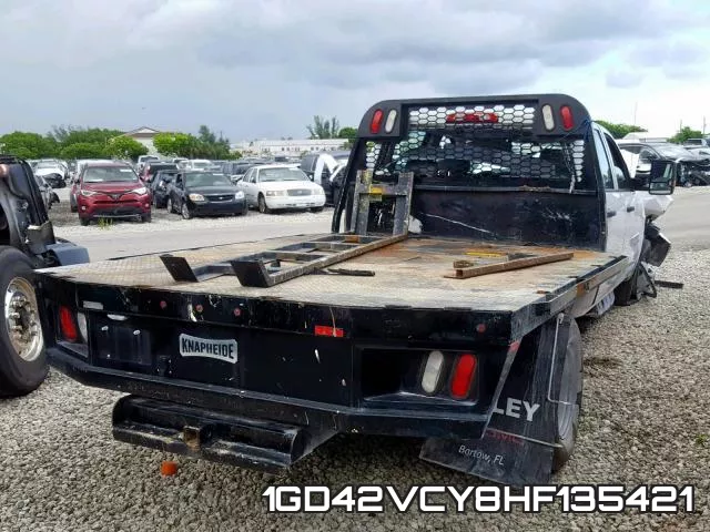1GD42VCY8HF135421_4.webp