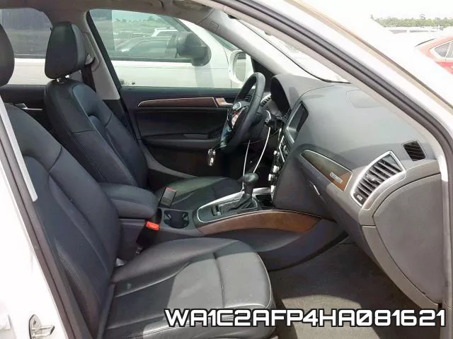 WA1C2AFP4HA081621_5.webp