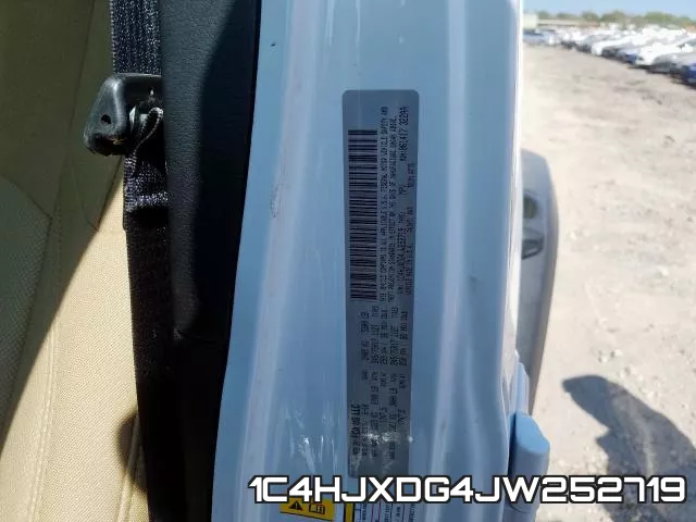1C4HJXDG4JW252719_10.webp