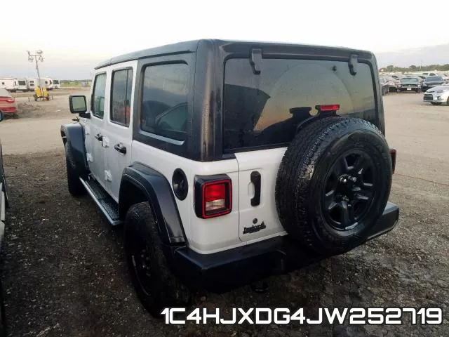 1C4HJXDG4JW252719_3.webp